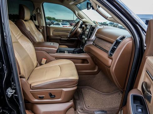 Used 2022 RAM 2500 Limited AWD/4WD image 47