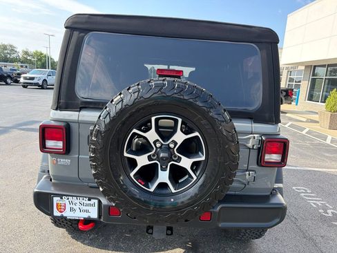Used 2023 Jeep Wrangler Unlimited Rubicon w/ Cold Weather Group AWD/4WD image 4