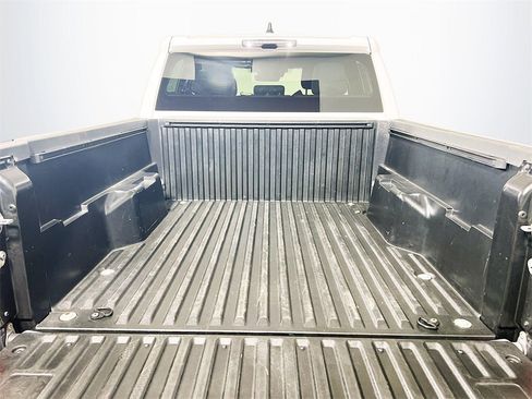 Certified 2024 Toyota Tacoma TRD Off-Road image 23