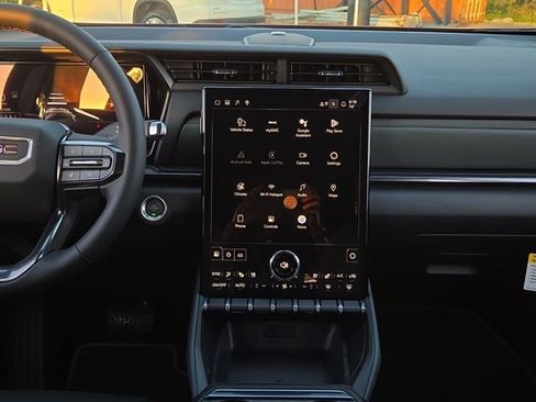 New 2026 GMC Terrain AT4 w/ Convenience Package III AWD/4WD image 18