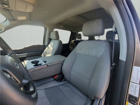 Used 2022 Ford F150 XLT image 13