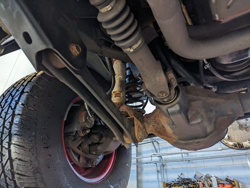 Used 2002 Jeep Wrangler Sahara image 48