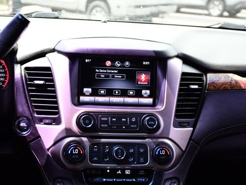 Used 2015 GMC Yukon Denali w/ Touring Package AWD/4WD image 32
