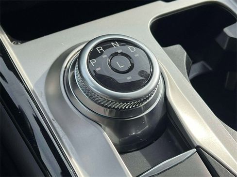 Used 2022 Ford Explorer ST-Line image 32