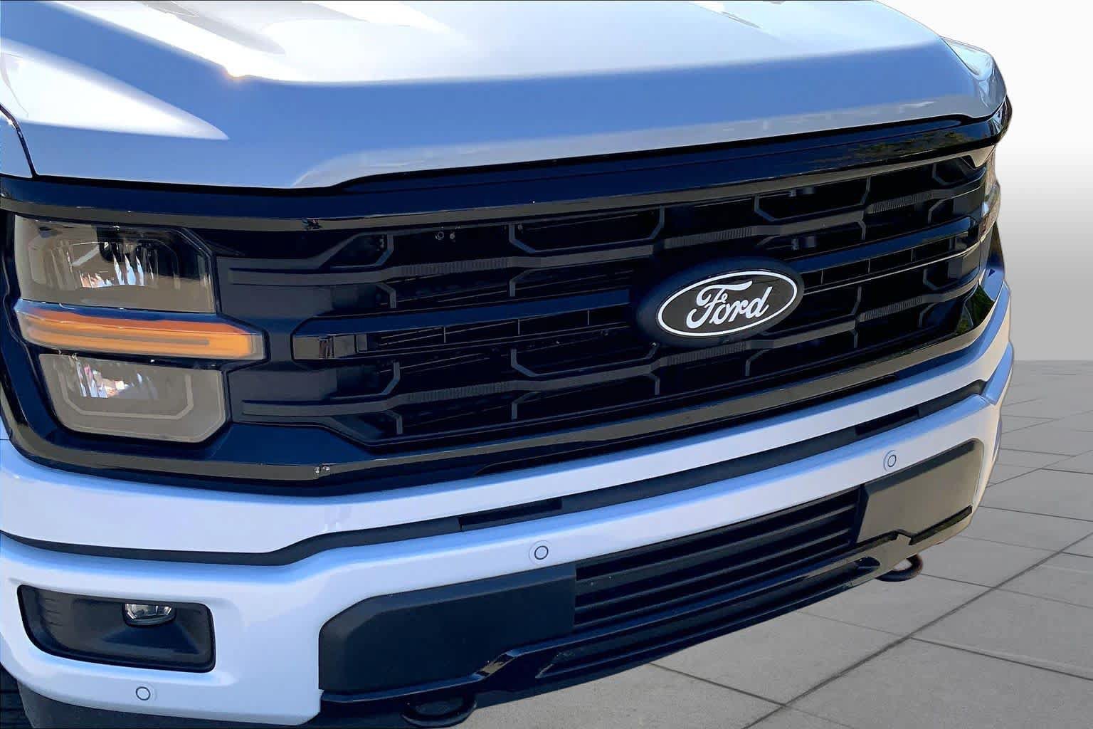 Used 2025 Ford F150 XLT w/ Equipment Group 302A MID AWD/4WD image 28
