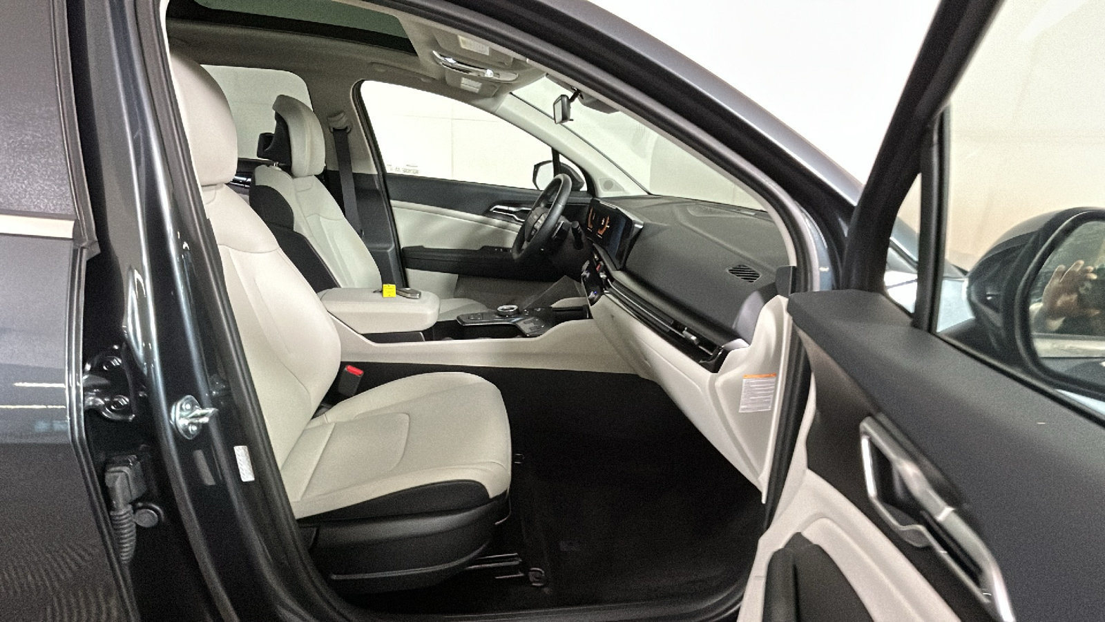 Used 2026 Kia Sportage EX w/ EX Panoramic Sunroof Package AWD/4WD image 36