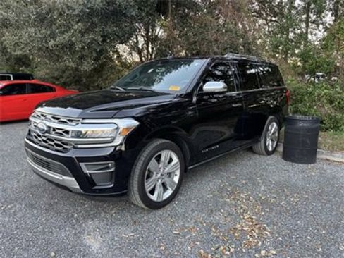 Used 2023 Ford Expedition Platinum image 6