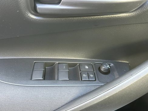 Used 2025 Toyota Corolla LE w/ Convenience Package FWD image 11
