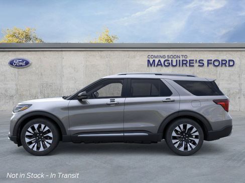 New 2026 Ford Explorer Platinum image 3