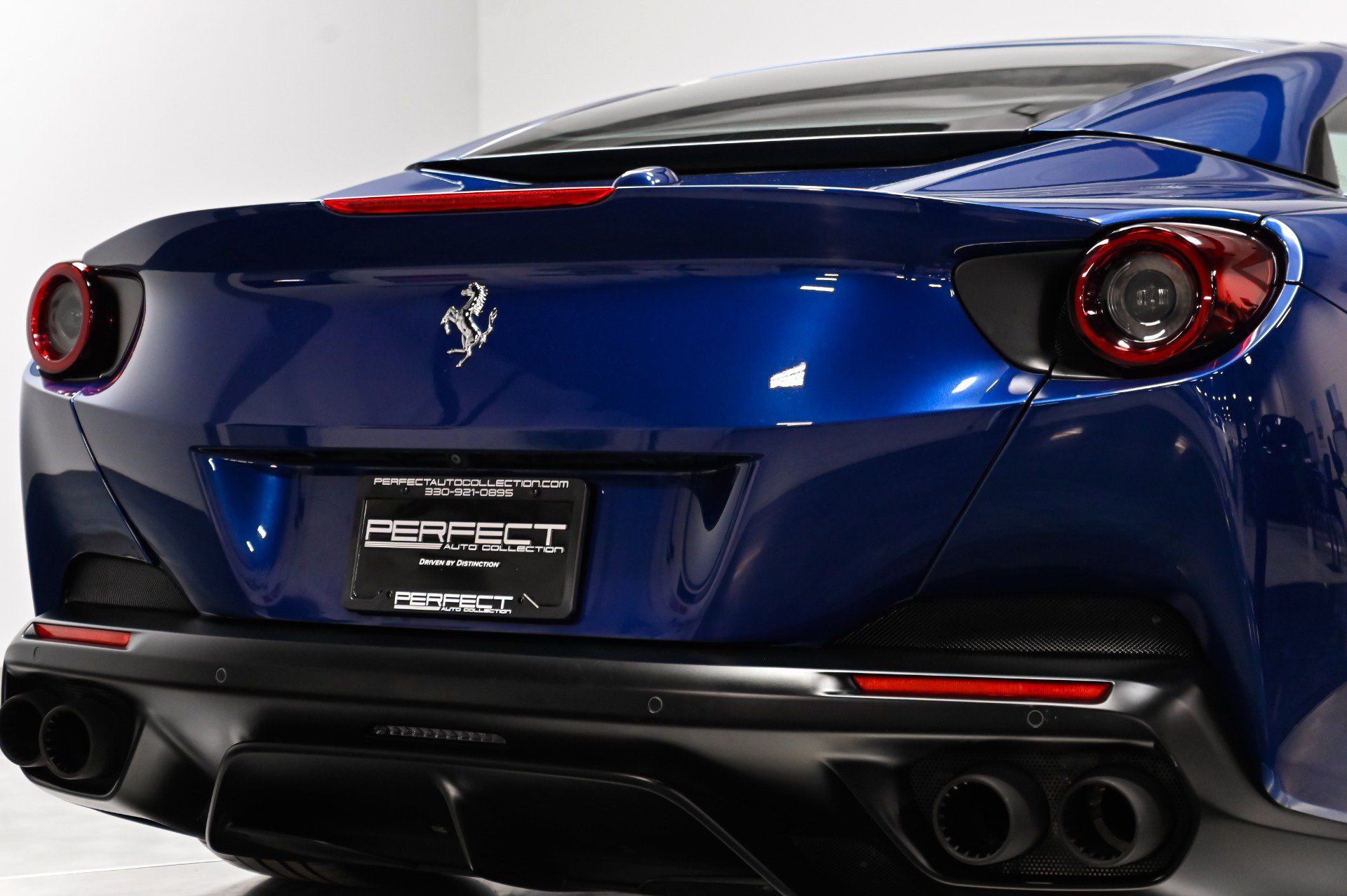 Used 2019 Ferrari Portofino RWD image 56