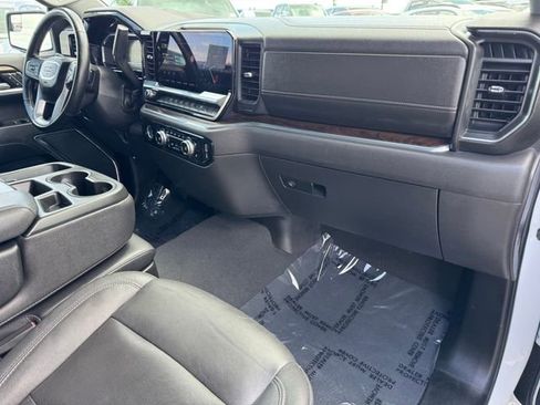 Certified 2024 GMC Sierra 1500 SLT RWD image 5