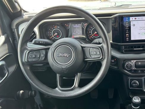 Used 2024 Jeep Gladiator Sport AWD/4WD image 35