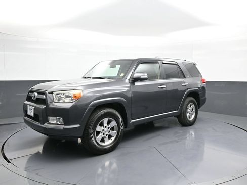 Used 2011 Toyota 4Runner SR5 w/ Premium Pkg w/Leather AWD/4WD image 1