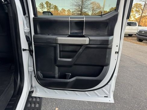 Used 2018 Ford F150 Raptor image 12