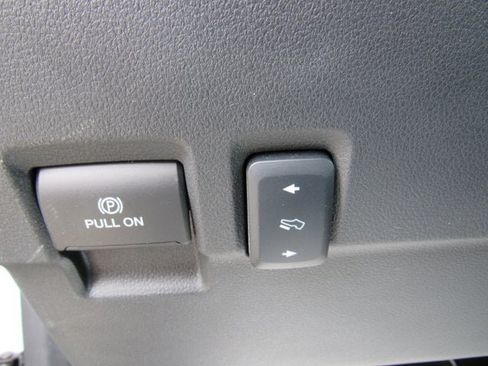 Used 2025 Ford F250 Lariat w/ Chrome Package AWD/4WD image 12