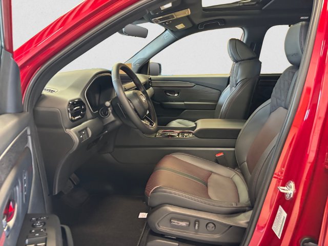 New 2026 Honda Pilot Black Edition image 10