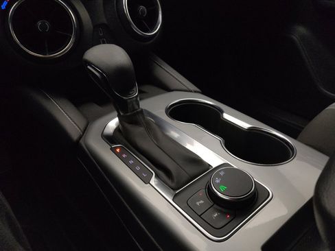 Used 2024 Chevrolet Blazer LT w/ Convenience Package FWD image 26