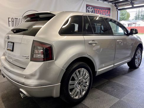 Used 2010 Ford Edge Sport image 4