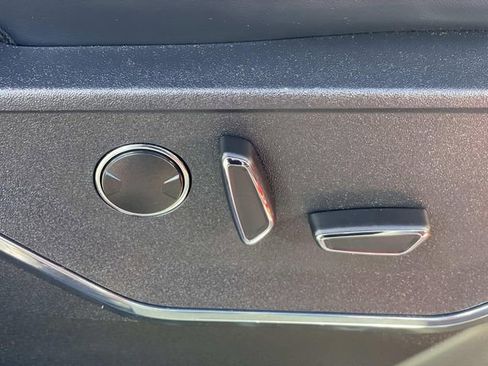 Certified 2022 Ford F150 Lightning Platinum image 36