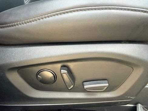 Certified 2023 Ford Explorer XLT w/ Equipment Group 202A AWD/4WD image 34