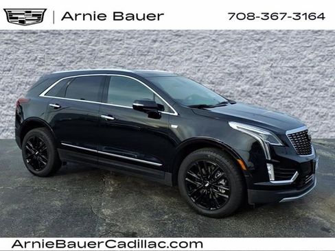 Used 2022 Cadillac XT5 Premium Luxury image 1