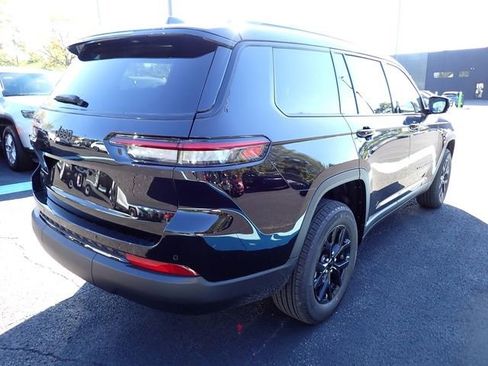 New 2025 Jeep Grand Cherokee L Altitude AWD/4WD image 6