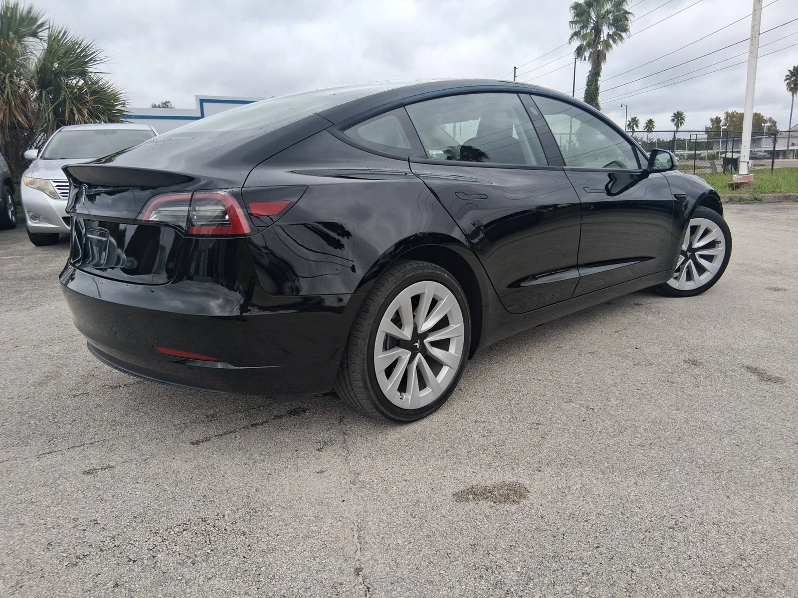 Used 2023 Tesla Model 3 Standard Range RWD image 6