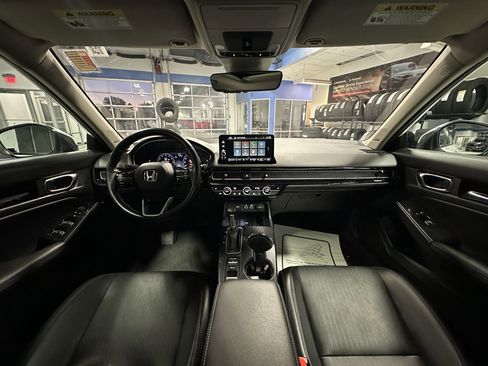 Used 2022 Honda Civic Touring image 20