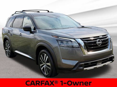 Certified 2023 Nissan Pathfinder Platinum AWD/4WD image 4