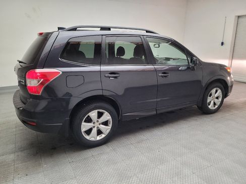 Used 2016 Subaru Forester 2.5i Premium w/ All-Weather Package AWD/4WD image 10