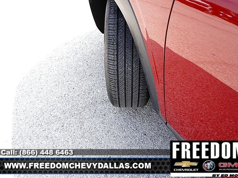 Used 2026 Chevrolet Trax LT FWD image 39