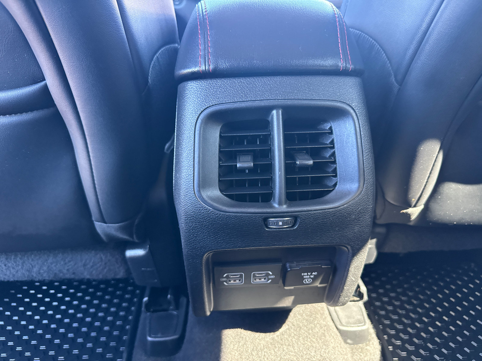 Used 2021 Jeep Cherokee Trailhawk AWD/4WD image 7