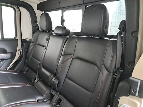 Used 2020 Jeep Gladiator Rubicon image 13