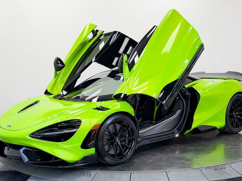 Used 2021 McLaren 765LT RWD image 31