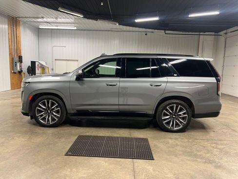 Certified 2021 Cadillac Escalade Sport w/ Driver Assist Tech Package AWD/4WD image 5