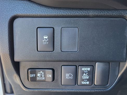 Used 2021 Toyota Tacoma TRD Sport w/ Technology Package image 34