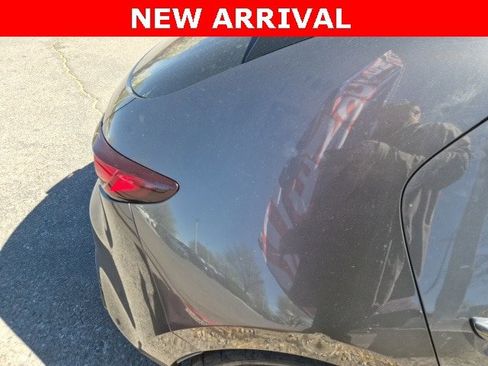 Used 2019 MAZDA MAZDA3 Hatchback w/ Preferred Package image 8