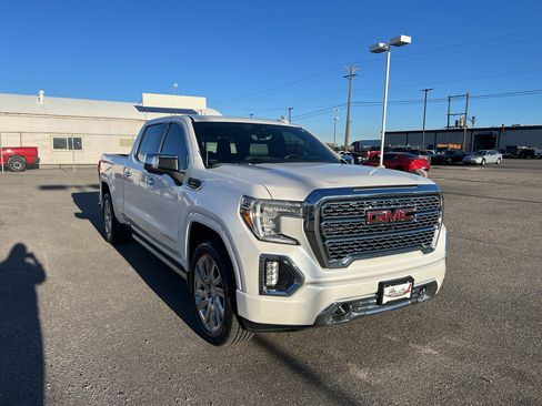 Used 2020 GMC Sierra 1500 Denali w/ Technology Package AWD/4WD image 7
