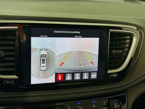 New 2026 Chrysler Pacifica Select FWD image 7