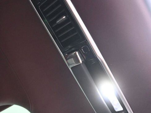 Used 2023 Land Rover Range Rover Long Wheelbase Autobiography image 35