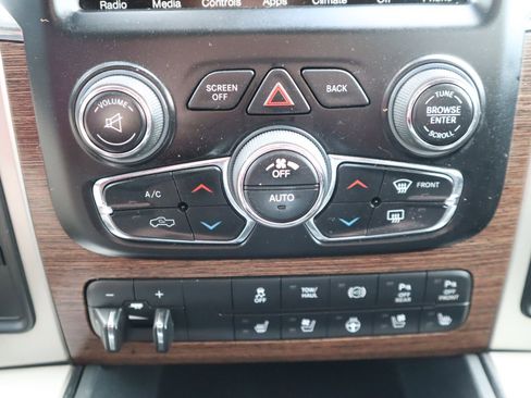 Used 2016 RAM 3500 Laramie AWD/4WD image 35