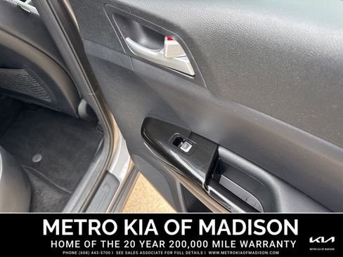 Used 2018 Kia Sportage EX AWD/4WD image 32