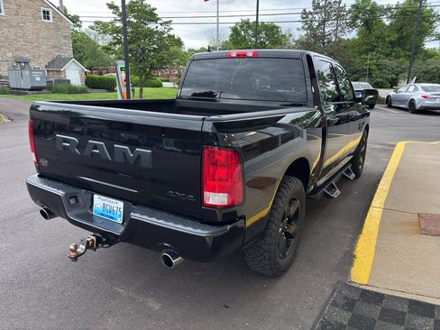 Used 2019 RAM 1500 Express w/ Wheel & Sound Group AWD/4WD image 5