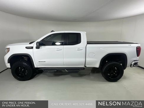 Used 2022 GMC Sierra 1500 Elevation w/ Preferred Package AWD/4WD image 9