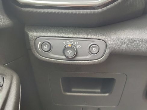 Certified 2023 Chevrolet TrailBlazer LT FWD image 23