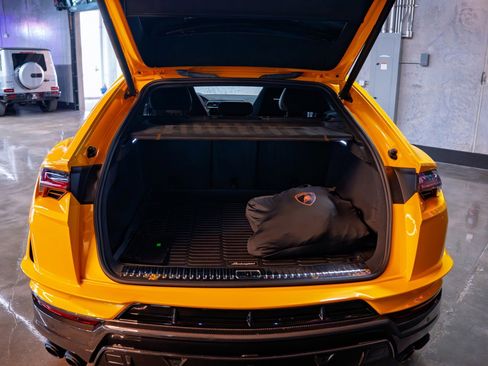 Used 2024 Lamborghini Urus Performante image 50