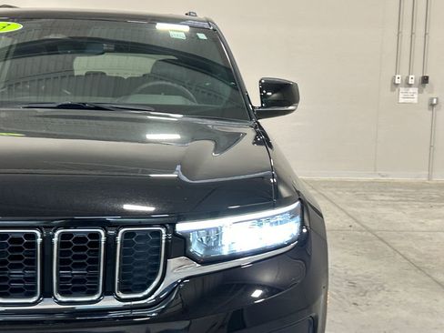 Used 2023 Jeep Grand Cherokee L Overland image 10