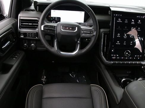 New 2026 GMC Yukon XL Elevation w/ LPO, Floor Liner Package image 15