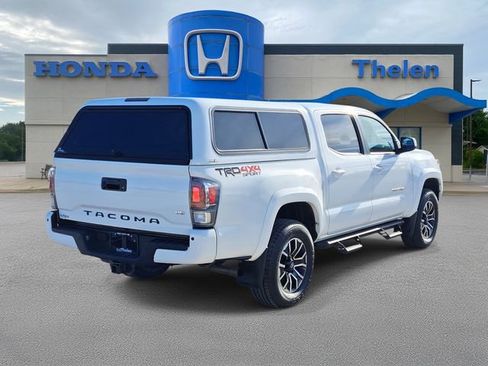 Used 2020 Toyota Tacoma TRD Sport w/ Technology Package image 4