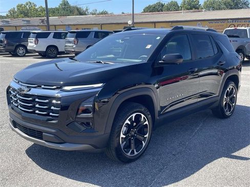 Certified 2025 Chevrolet Equinox LT w/ Convenience Package II image 9